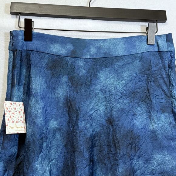 NEW Free People Martine Flirt Tie Dye Mini Skirt Blue Side Zip Slit Size 8 Boho - Picture 7 of 11